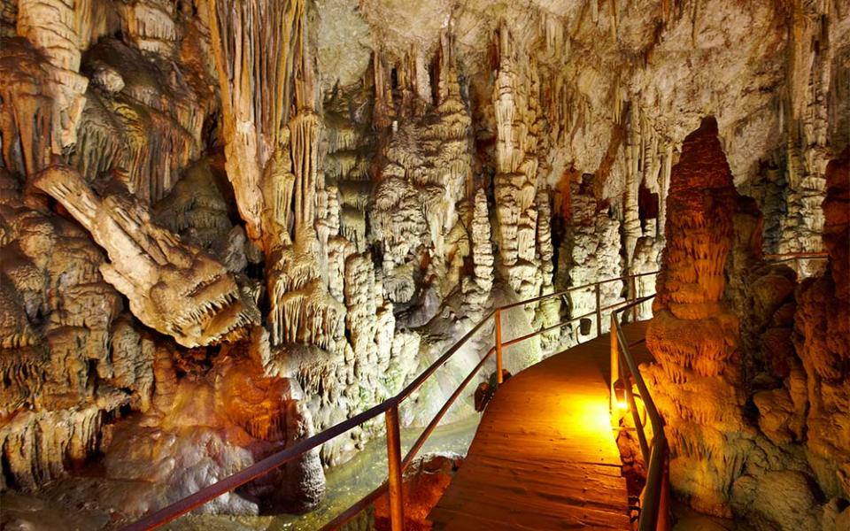 Zeus' cave, Crete