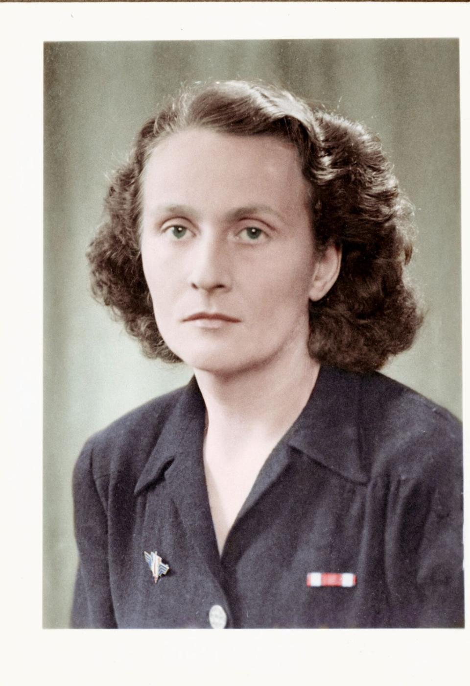 Catherine Dior in 1945 at her return from deportation (Collection Christian Dior Parfums, Paris)