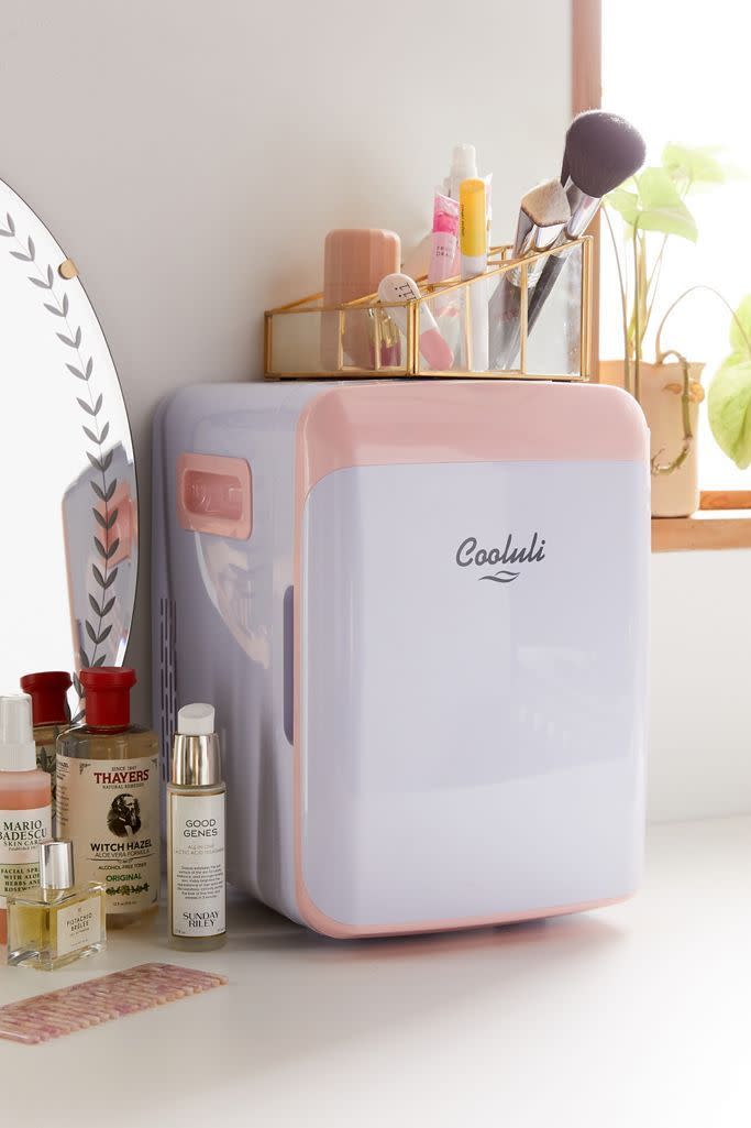 Classic 10L Mini Beauty Refrigerator