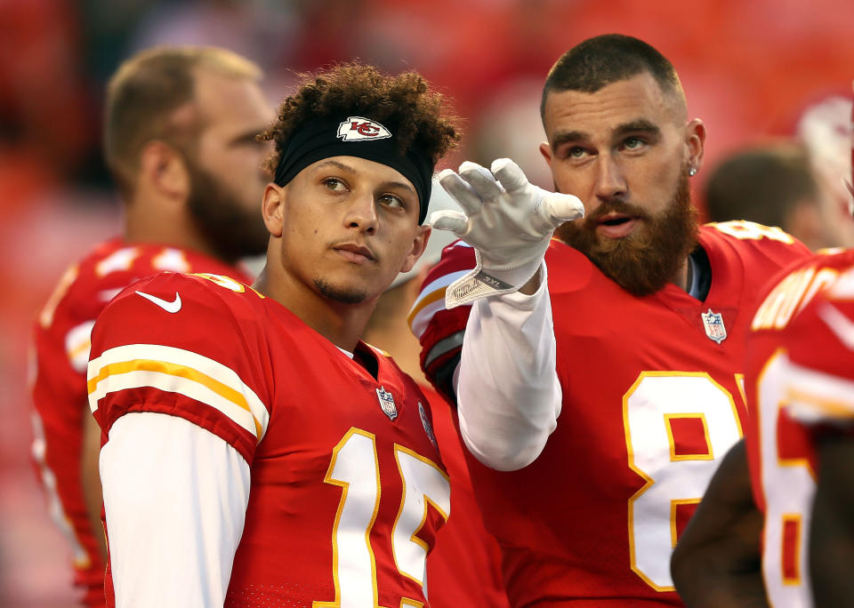 Travis Kelce (R) has stories to tell about Patrick Mahomes, notably about his quarterback’s voice. (Getty Images)