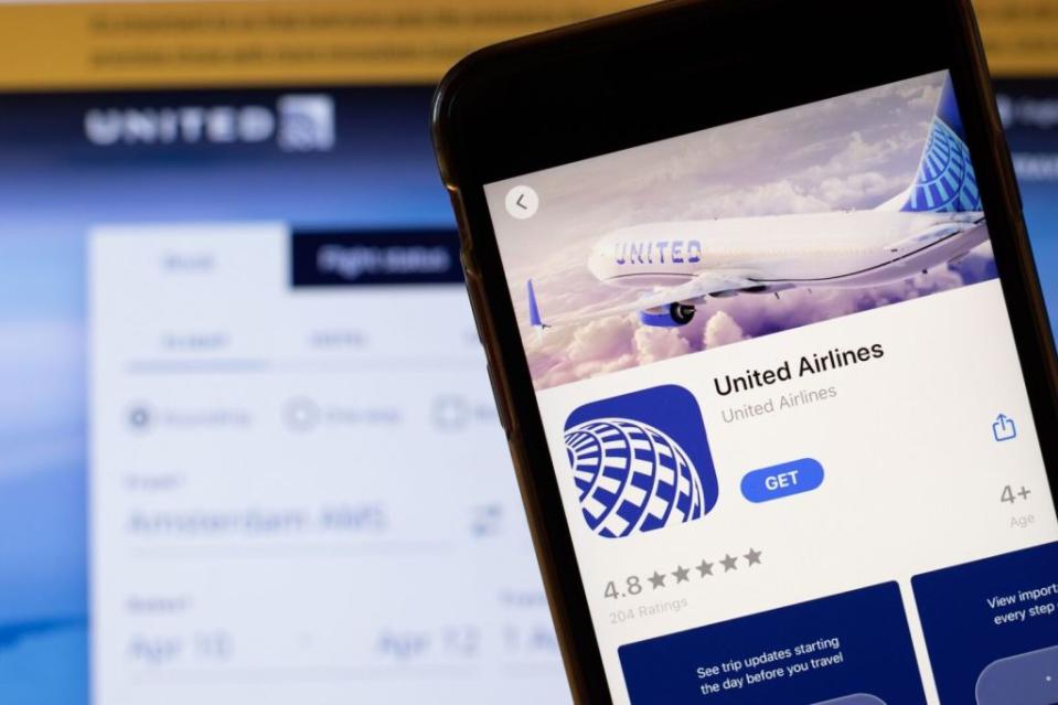 United permite acum călătorilor să se înscrie pentru notificări despre locuri prin aplicația companiei aeriene.  liniile aeriene Unite