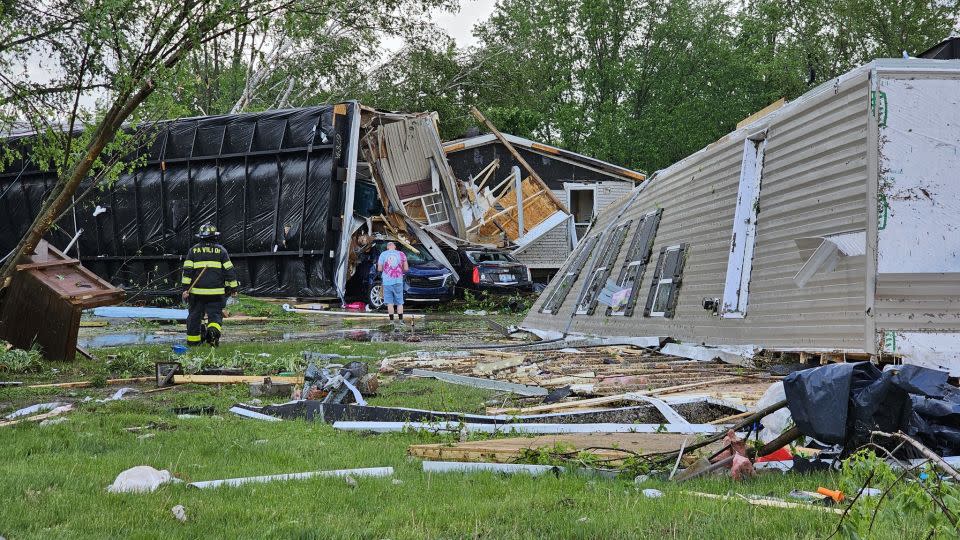 Homes damaged by a tornado at Pavilion Estate Mobile Home Park in Kalamazoo County, Michigan, on Tuesday. - @NISWweather/X