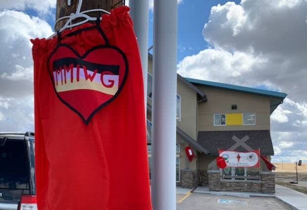 Instead of a solidarity walk, prayers, an elder's blessing and an event involving families of the missing and murdered, this year's MMIWG was scaled back and replaced by the hanging of banners and a vehicle procession. (Contributed by Terri-Lynn Fox - image credit)