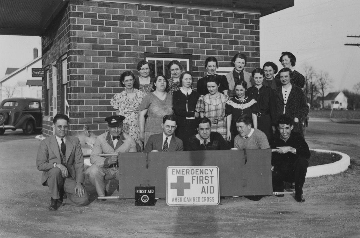 Muncie Red Cross volunteers, circa 1943.