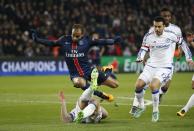 Football Soccer - Paris St Germain v Chelsea - UEFA Champions League Round of 16 First Leg - Parc des Princes, Paris, France - 16/2/16 Paris St Germain's Lucas Moura in action with Chelsea's Gary Cahill Reuters / Gonzalo Fuentes Livepic EDITORIAL USE ONLY.