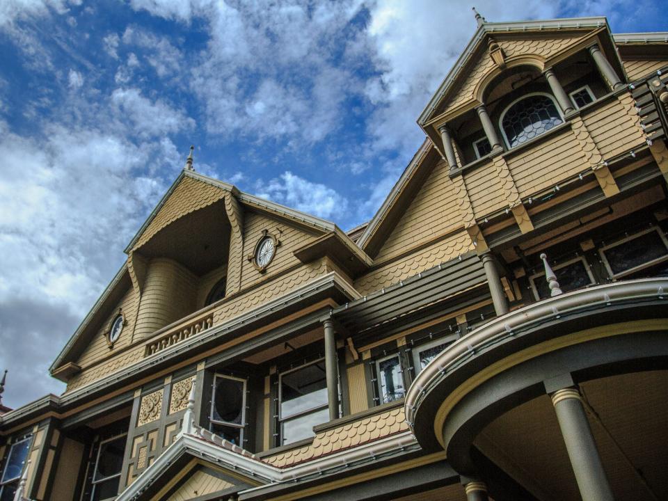 close up shot of the front of winchester mystery mansion