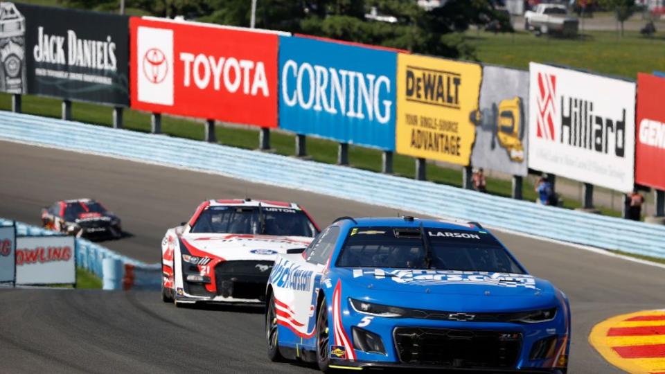 nascar cup series go bowling at the glen