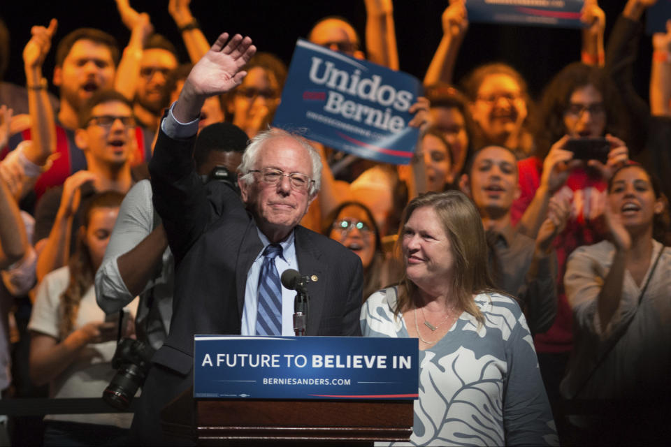 Sen. Bernie Sanders at a rally for supporters of his 2016 presidential bid at the University of Puerto Rico on May 16, 2016. (Photo: David F. Gasser/LatinContent via Getty Images)