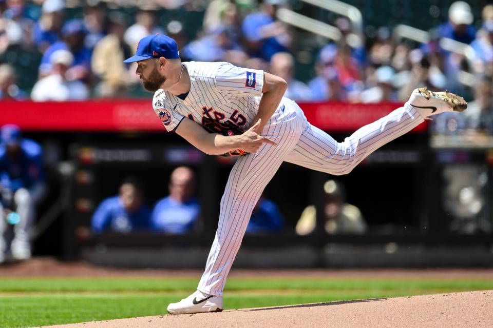 New York Mets pitcher Adrian Houser (35) pitches against the Chicago Cubs during the first inning on May 2, 2024, at Citi Field.