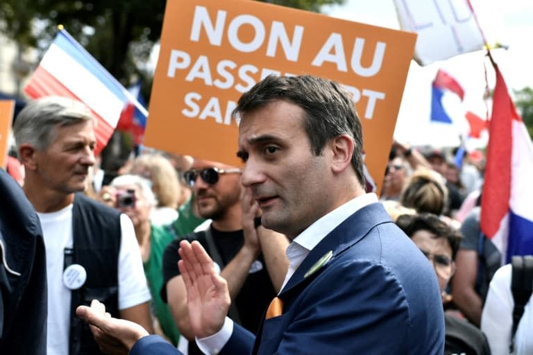 Florian Philippot (c), ex-numéro 2 du Front national, chef de file des 