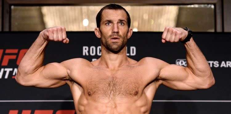 Luke Rockhold Takes Next Step in Return, Makes Weight at UFC Pittsburgh