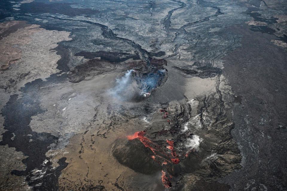 The Mauna Loa Volcano is seen from the air near Kailua-Kona, Hawaii, on Dec. 12, 2022.  / Credit: ROBYN BECK/AFP via Getty Images