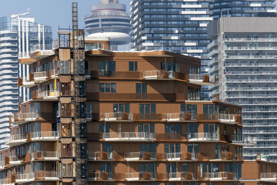 TORONTO, ON - May 26  -  Housing construction in Toronto, May 26, 2024. Andrew Francis Wallace/Toronto Star        (Andrew Francis Wallace/Toronto Star via Getty Images)