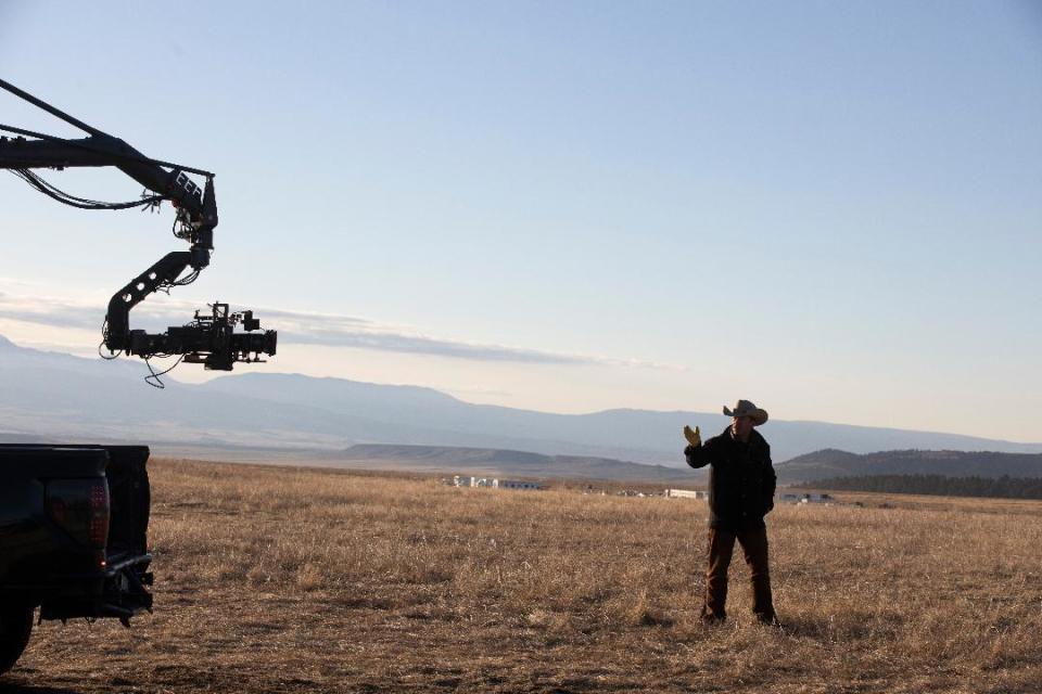 Taylor Sheridan on ‘1883’ set (Paramount+)