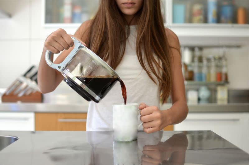 Trinken Sie nach 15 Uhr noch Kaffee, kann Sie das nachts wach halten. [Foto: Getty]