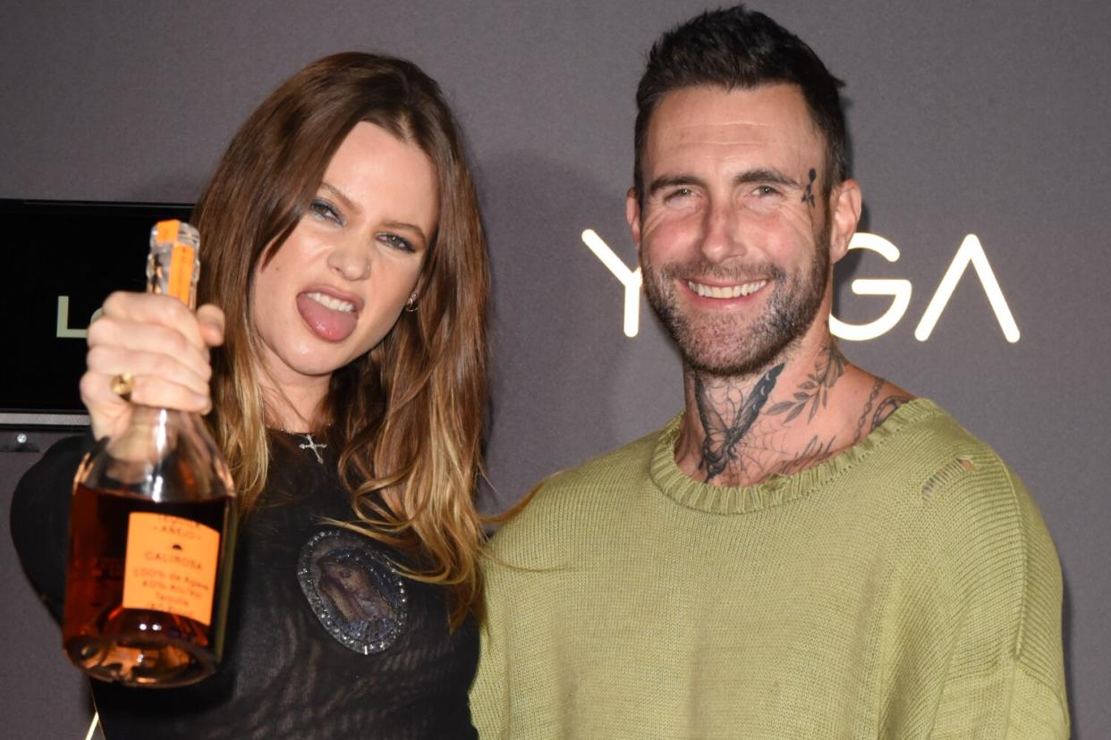 Adam Levine Behati Prinsloo