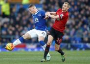 Football Soccer - Everton v West Bromwich Albion - Barclays Premier League - Goodison Park - 13/2/16 Everton's Ross Barkley in action with West Brom's Darren Fletcher Action Images via Reuters / Carl Recine Livepic