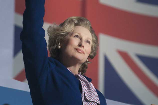 <b>"Die Eiserne Lady"</b><br><br> Der Film erzählt die Geschichte von Margaret Thatcher, der ersten weiblichen Regierungschefin Europas. Sie kam aus einfachem Hause: Ihr Vater war Kolonialwarenhändler, methodistischer Laienprediger und Bürgermeister ihrer Geburtsstadt, die Mutter gelernte Hausschneiderin. Margret Thatcher hob Grenzen zwischen Geschlechtern und Klassen auf und behauptete sich in einer bis dahin von Männern dominierten Welt. Sie war unverwechselbar in Stil, Gestus, politischer Haltung, bei der Durchsetzung ihrer Ziele. Dafür wurde sie von den einen gefürchtet, von den anderen verehrt. Ein Mythos. Der Film mit Meryl Streep in der Hauptrolle startet am <b>1. März 2012.</b> (Bild: Concorde)