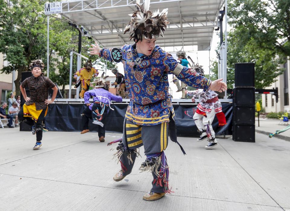 Adult members of the Oneida Smoke Dancers will perform as part of Fall Family Festival Oct. 5 at Green Bay Botanical Garden.