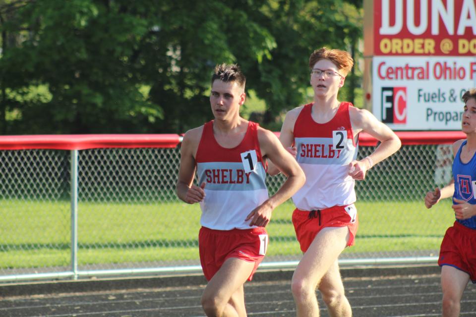 Shelby's Huck Finnegan (left) and Indy Mayer (right) finished one-two in the 3,200 meter final.