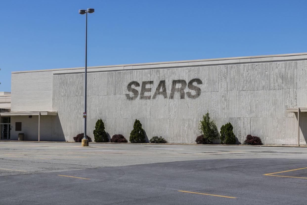 recently shuttered Sears store