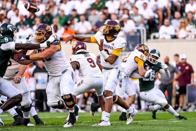 Central Michigan vs. Notre Dame to be streamed exclusively on NBC's Peacock