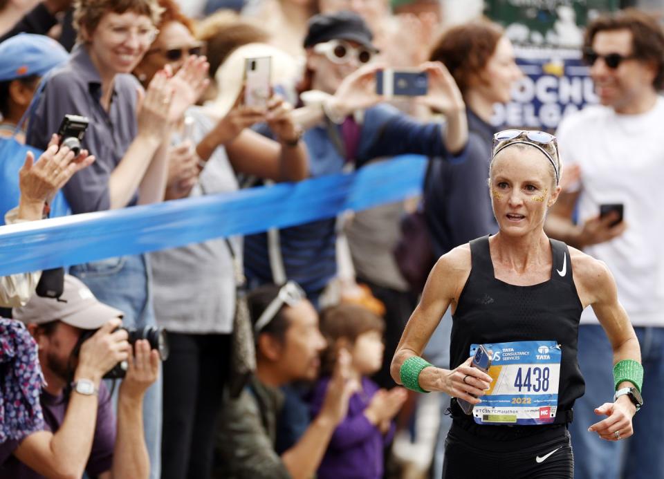 Shalane Flanagan (3:36:39)