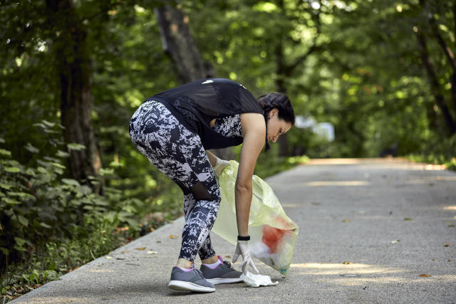 Why plogging is one of the biggest fitness trends of 2023