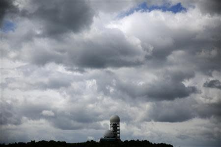 File photo of antennas of Former National Security Agency (NSA) listening station are seen at the Teufelsberg hill (German for Devil's Mountain) in Berlin, June 30, 2013. REUTERS/Pawel Kopczynski/Files