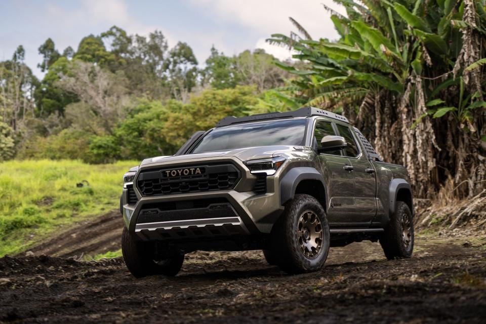 2024 toyota tacoma trailhunter press images