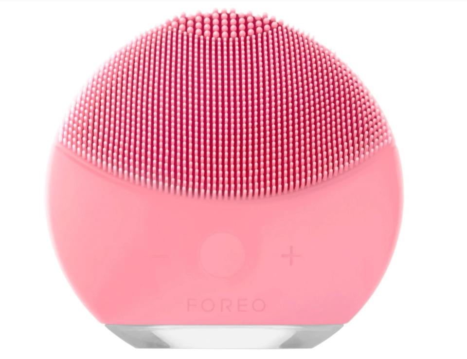 Find this <a href="https://fave.co/2KpLrTZ" target="_blank" rel="noopener noreferrer">Foreo LUNA mini 2 for $119 at Sephora</a>.