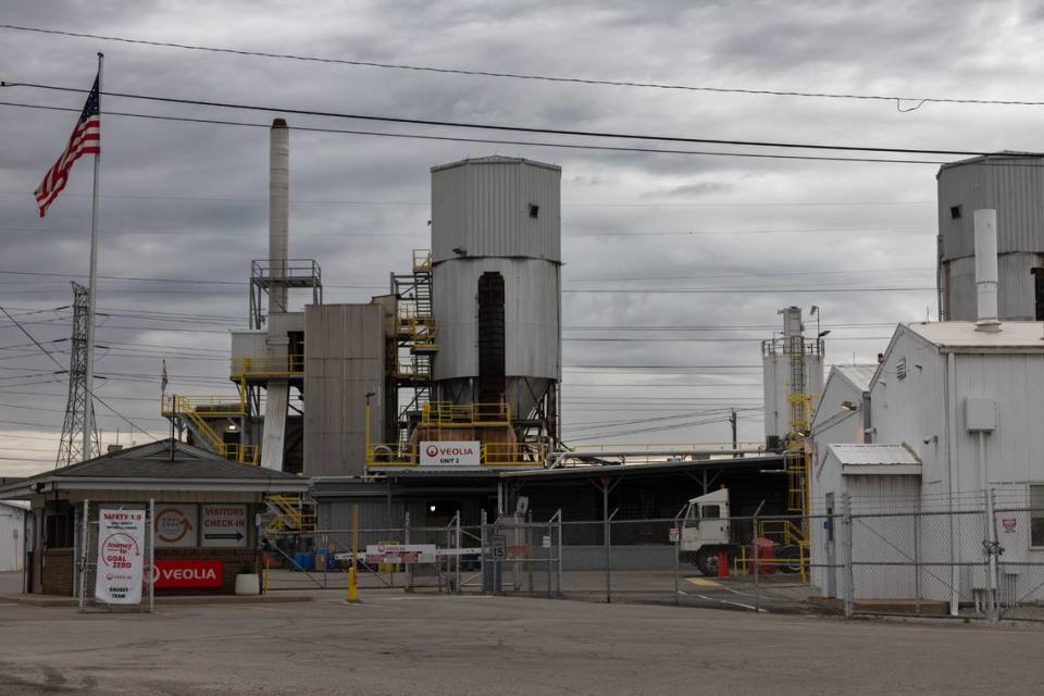 Outside of Veolia ES Technical Solutions’ hazardous waste incineration facility in Sauget, Ill., on April 10, 2024.