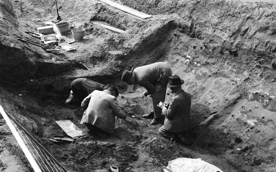 Archaeologists at work at Sutton Hoo in 1939 - Robert Bodman