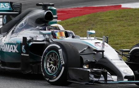 Formula One - F1 - Malaysian Grand Prix 2015 - Sepang International Circuit, Kuala Lumpur, Malaysia - 28/3/15 Mercedes' Lewis Hamilton in action during qualifying Reuters / Olivia Harris