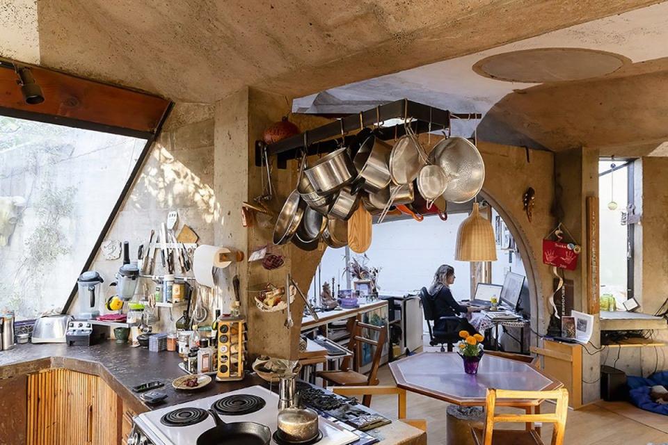 Arcosanti, Mayer, Arizona. Paolo Soleri et al, 1970-present (Iwan Baan)