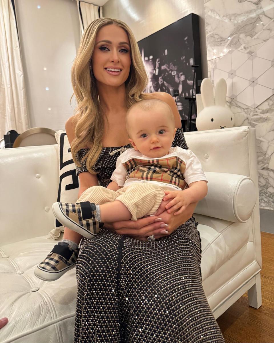 paris hilton son phoenix photos