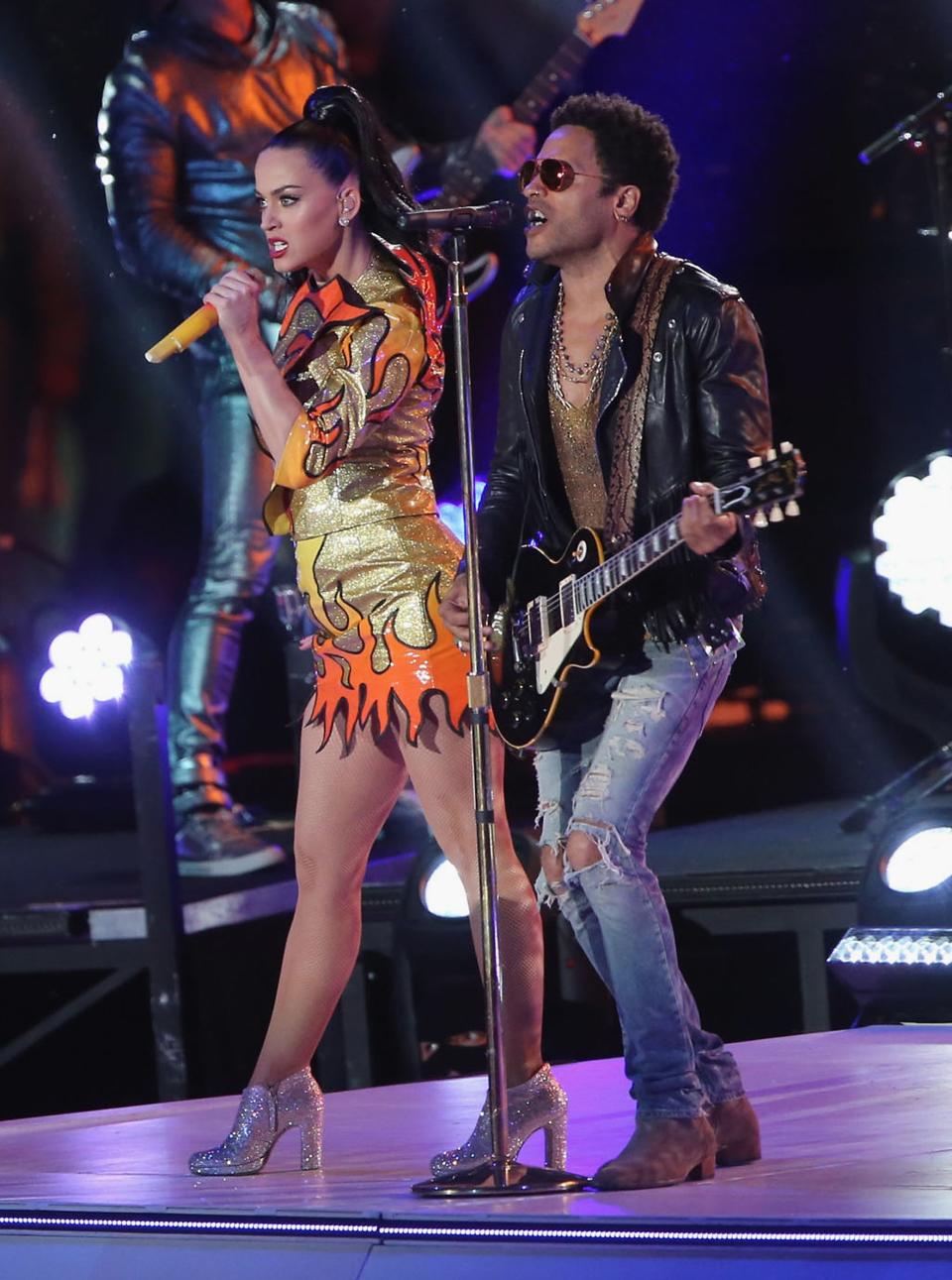 Katy Perry and Lenny Kravitz perform during the Super Bowl XLIX Halftime Show at University of Phoenix Stadium