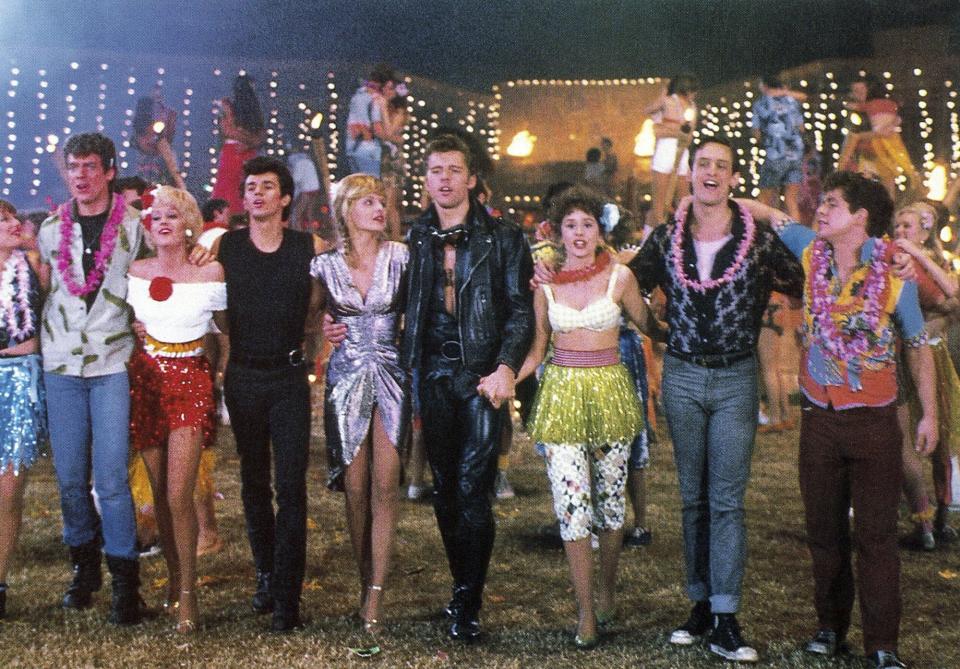 The cast of 'Grease 2' sings their final number 'We'll Be Together'