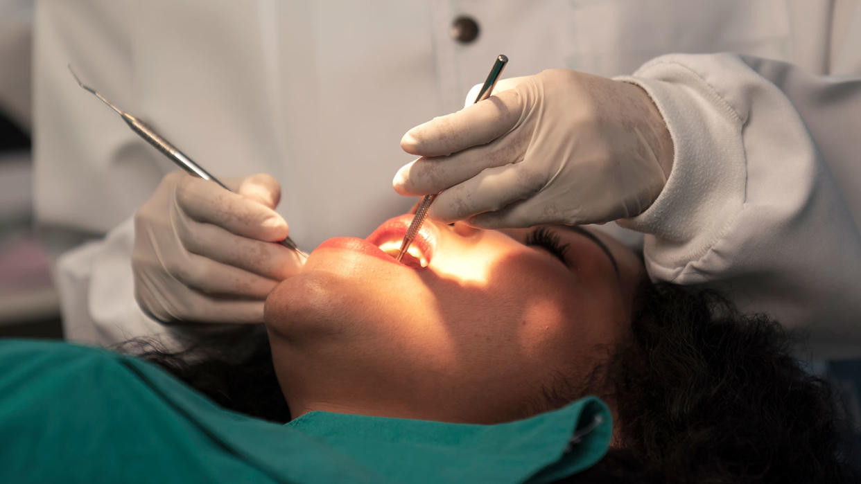 Siti posted on Carousell, offering dental services such as veneer whitening, tooth and braces whitening, and providing retainers, charging $600 to $700 for each procedure. (Photo: Getty Images)