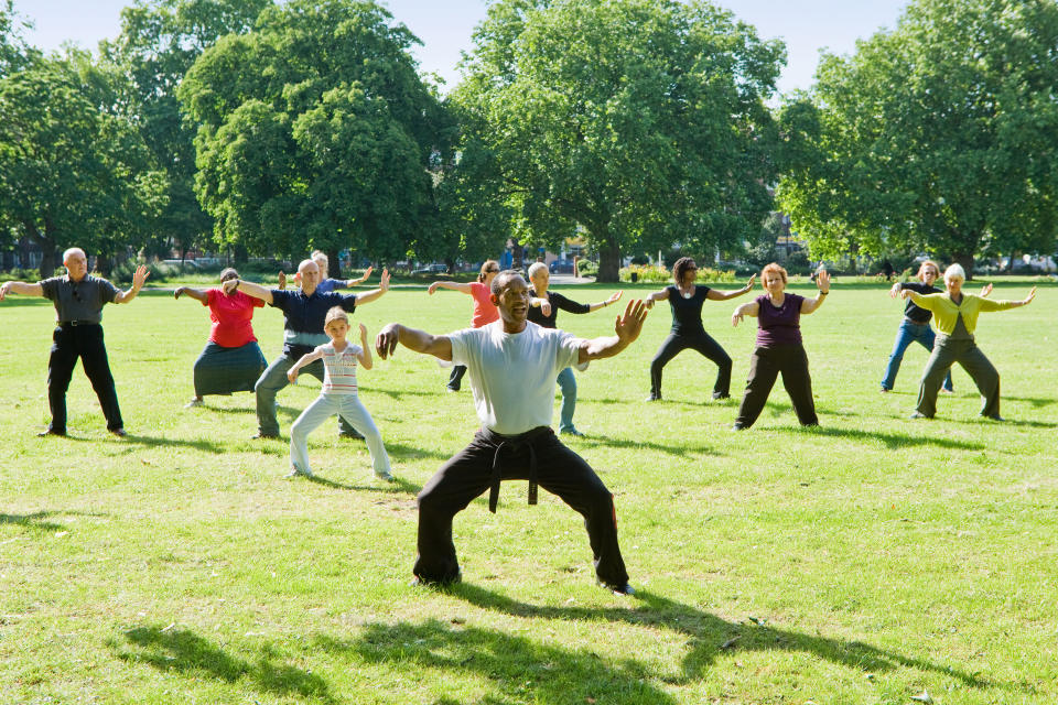 Experts explain the benefits of practicing tai chi at any age.