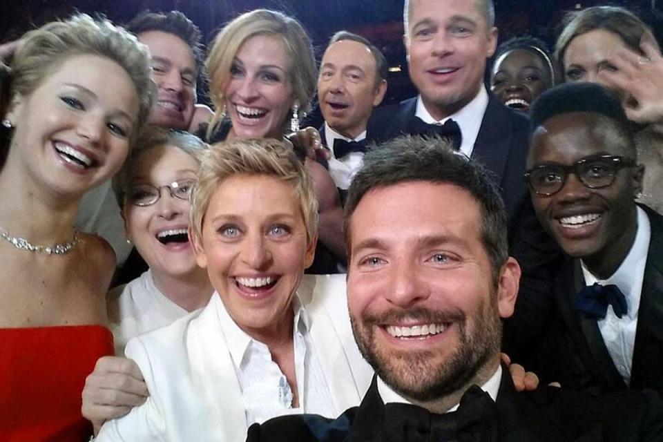 Jared Leto, Jennifer Lawrence, Meryl Streep, Ellen DeGeneres, Bradley Cooper, Peter Nyongío Jr., and, second row, from left, Channing Tatum, Julia Roberts, Kevin Spacey, Brad Pitt, Lupita Nyongío and Angelina Jolie as they pose for a 