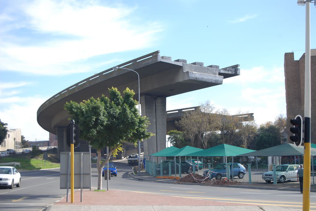 Foreshore Freeway Bridge