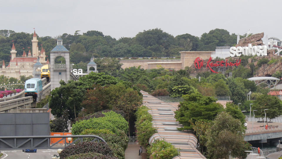 The entrance to Sentosa Island. (PHOTO: Yahoo News Singapore / Dhany Osman)