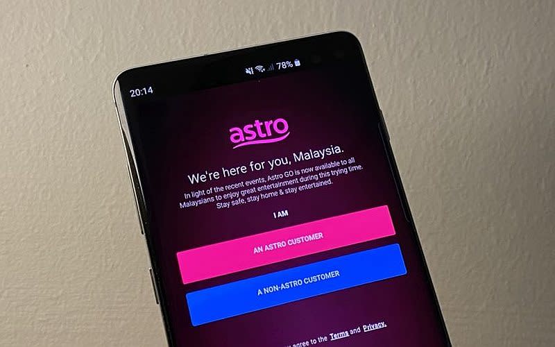 Astro will open up its Astro Go mobile service to all Malaysians including non-Astro subscribers. — SoyaCincau pic