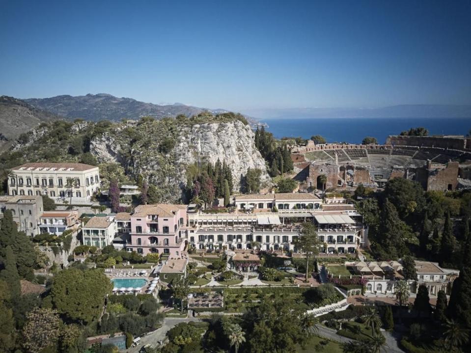 1) Belmond Grand Hotel Timeo, Taormina