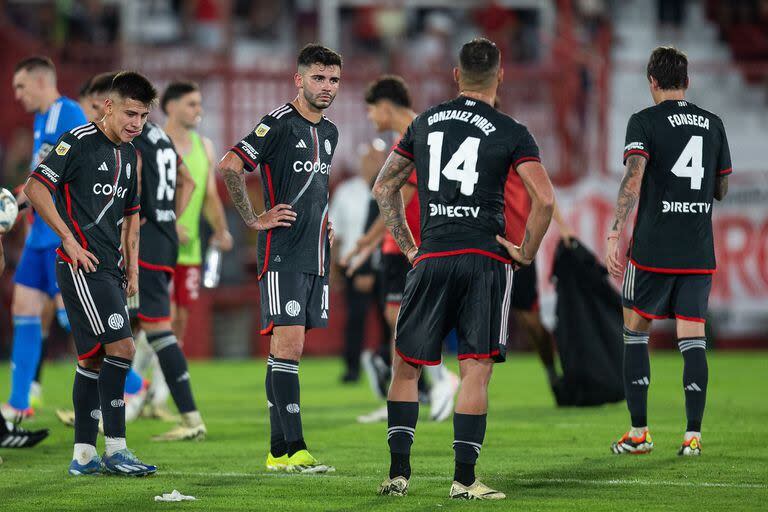 La noche del viernes terminó en desilusión para River, que cayó ante Huracán y perdió el invicto en la Copa de la Liga.