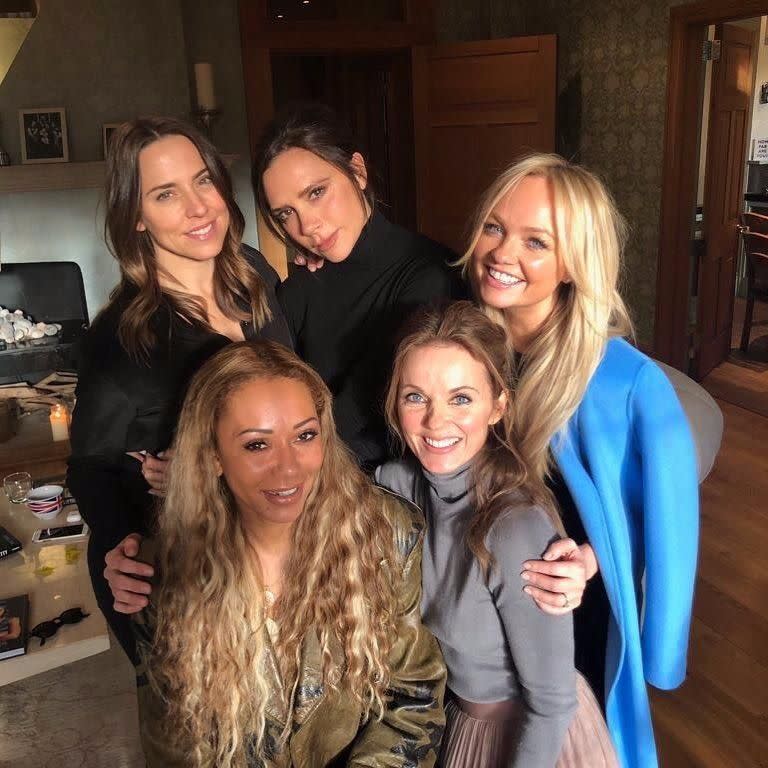 This reunion photo sparked all sorts of rumours. Photo: Instagram