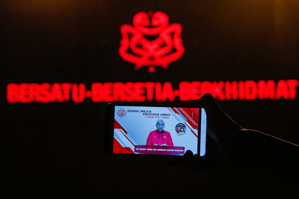 A livestream of Umno president Datuk Seri Ahmad Zahid Hamidi’s online press conference at Umno headquarters in Kuala Lumpur, July 7, 2021. Ahmad Zahid emphasised that his party has always acted decisively for Malaysians and upheld the sovereignty of the Malay Rulers. — Picture by Hari Anggara