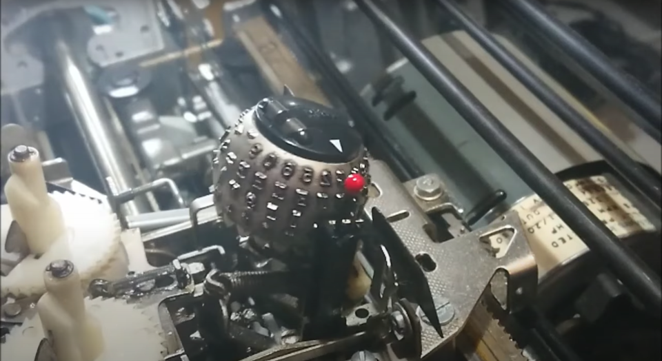 This slow-motion video of IBM's legendary Selectric typewriter in action reveals the engineer brilliance of its "golf ball element."