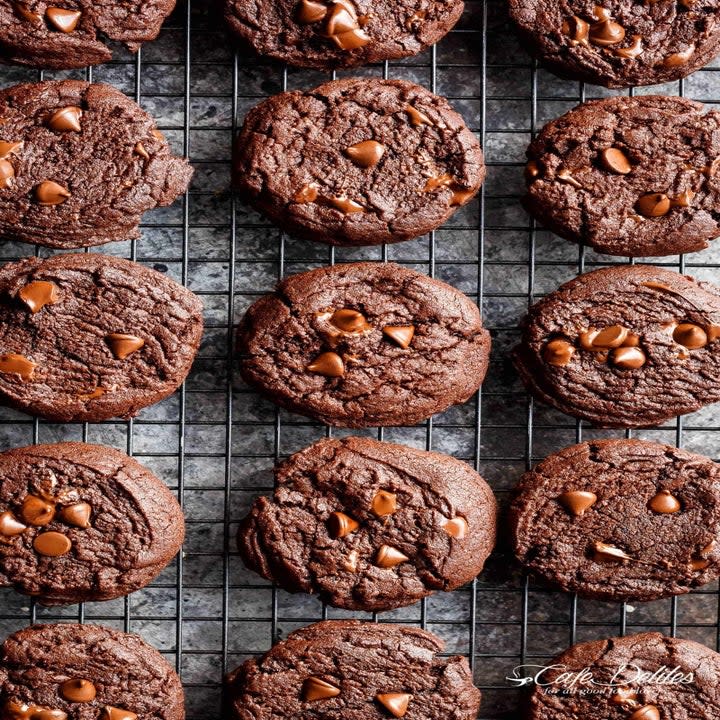 Fudgy Chocolate Brownie Cookies